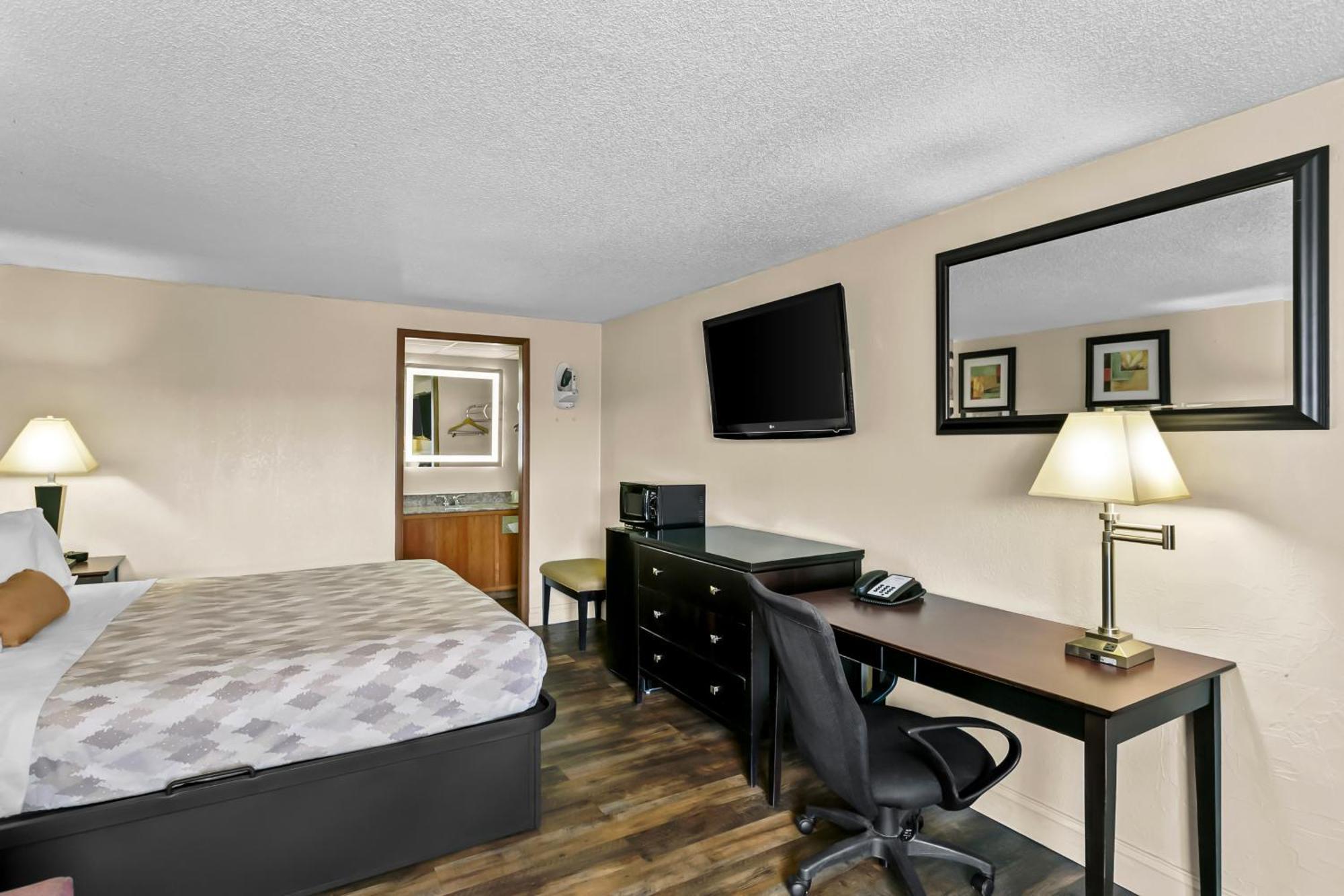 Americas Best Value Inn Martinsburg Exterior foto